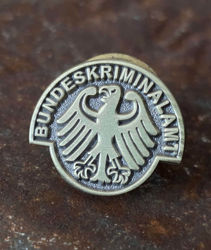 Bka personenschutz anstecker - bka,